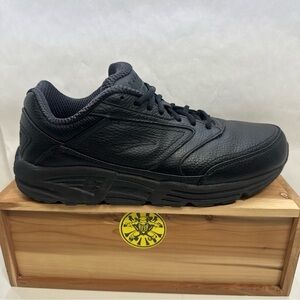 Brooks Addiction Walkers Black Leather Shoes Woman’s Size 10.5 EE Extra WIDE